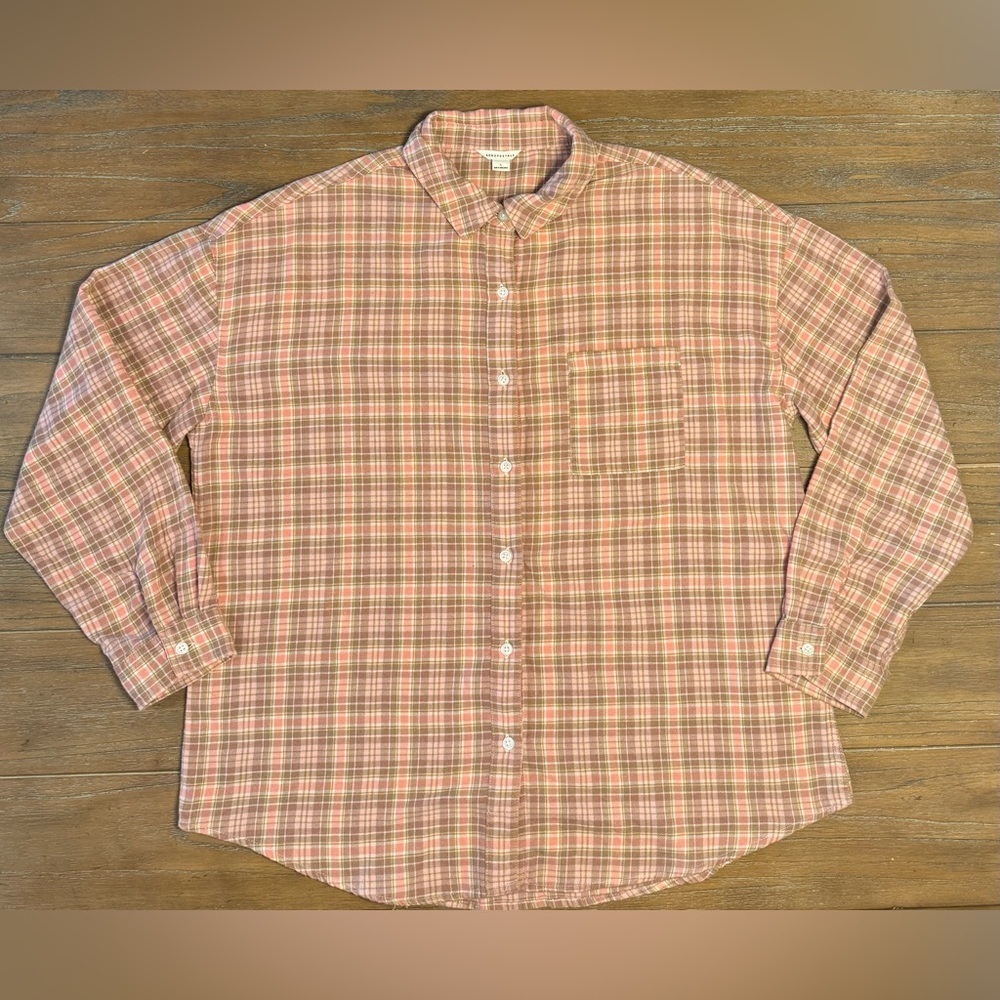 Aeropostale Women's Pink Plaid Button Down Shirt